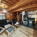 Korso V Sukromi So Zahradou 1200m2 Vakantiehuis *