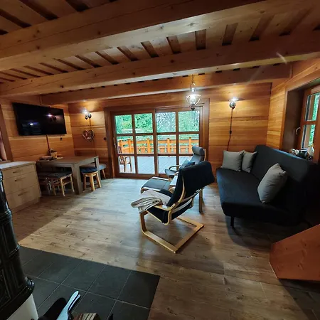 Korso V Sukromi So Zahradou 1200m2 *