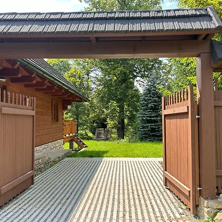 Korso V Sukromi So Zahradou 1200m2 * Terchová