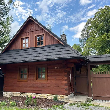 Korso V Sukromi So Zahradou 1200m2 Feriehus